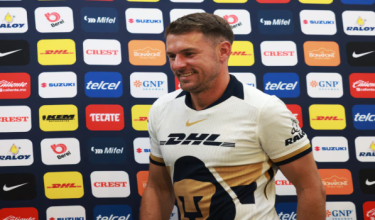Aaron Ramsey ketika majlis memperkenalkannya sebagai pemain kelab Mexico, Pumas UNAM / Foto REUTERS