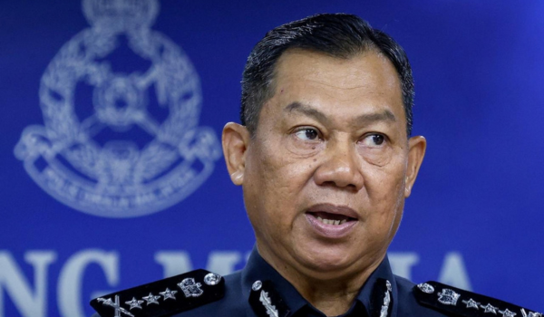 0410 JHR POLIS PELAJAR KES BUNUH