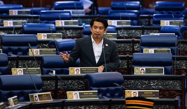 Timbalan Menteri Belia dan Sukan, Adam Adli Abdul Halim ketika menjawab pertanyaan di Dewan Rakyat, hari ini/ BERNAMA