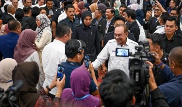 Perdana Menteri Datuk Seri Anwar Ibrahim