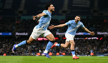 0502 SKN NEWCASTLE PIALA LIGA