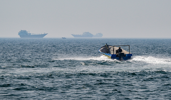 Iran mengesahkan bahawa kapal-kapal milik Iraq kini bebas merentasi laluan Selat Hormuz tanpa sebarang halangan./foto AFP