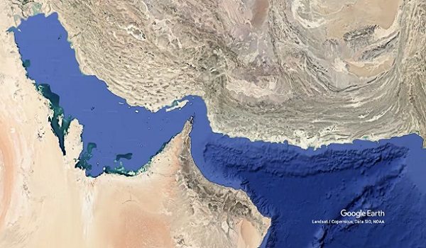 Selat Hormuz/ REUTERS