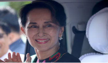 Aung San Suu Kyi /REUTERS