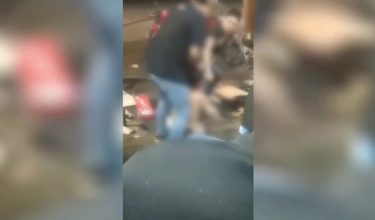 Tangkap layar video tular di media sosial