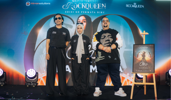 Azhar, Ella dan Rohit (penganjur) semasa sidang media