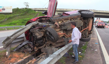 Kemalangan di kilometer 341.4, Lebuhraya Pantai Timur Dua (LPT2) sebelum hentian rehat dan rawat (RnR) Paka, Dungun