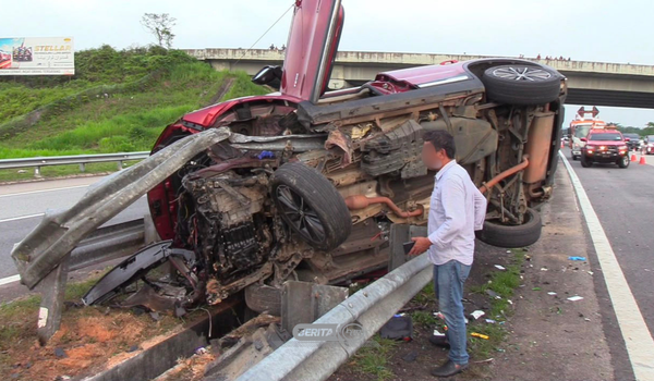 Kemalangan di kilometer 341.4, Lebuhraya Pantai Timur Dua (LPT2) sebelum hentian rehat dan rawat (RnR) Paka, Dungun