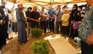 Jenazah Jay Jay dikebumikan di Tanah Perkuburan Islam Bukit Tandang