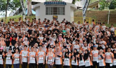 Peserta yang menyertai Animal Fun Run 2025
