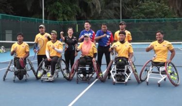 Skuad tenis kerusi roda negara