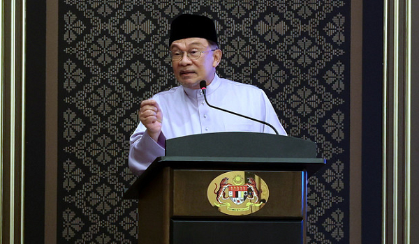 Perdana Menteri Datuk Seri Anwar Ibrahim