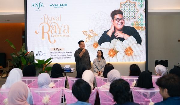 Fashion Royal Raya