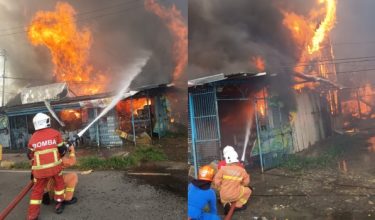 Pasukan bomba sedang memadam bara api daripada terus merebak/Foto Bomba