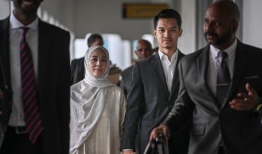 pengasas FashionValet Sdn Bhd (FashionValet) Datin Vivy Yusof dan suaminya, Datuk Fadzarudin Shah Anuar/Foto BERNAMA