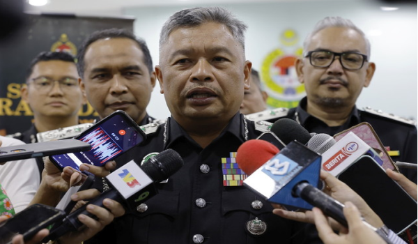 Ketua Pengarah Imigresen, Datuk Zakaria Shaaban / BERNAMA