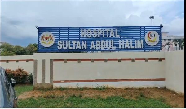 Menerima rawatan di Hospital Sultan Abdul Halim