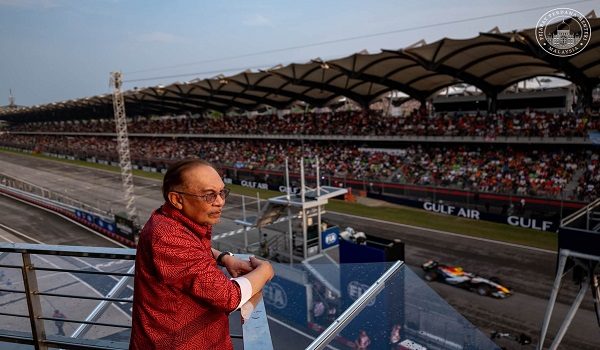 Foto FB Anwar Ibrahim