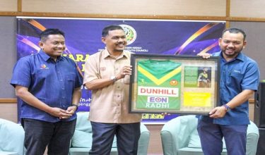 Radhi Mad Din (TENGAH) ketika menghadiri Mesyuarat Agung Tahunan Majlis Belia Negeri Kedah