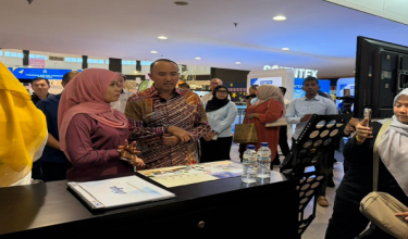 Datuk Mohd Jafni Md Shukor pada Majlis Pelancaran Kick-Off Inisiatif Belanjawan Johor 2026 (Perumahan Kasih Johor) di sebuah pusat membeli-belah, di Kulai