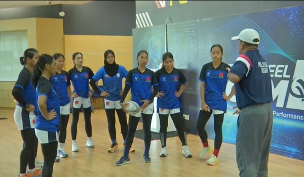 Skuad Ragbi Wanita 7s  negara menjalani latihan intensif menjelang kejohanan Asia School Rugby Sevens. 9 dan 10 Januari ini di Bangkok, Thailand.