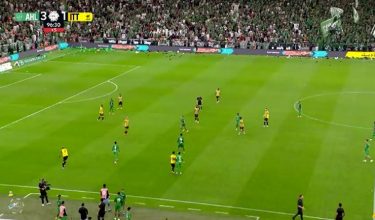 Al Ahli meraih kemenangan 3-1 ke atas Al Ittihad/ REUTERS