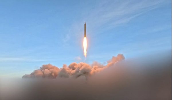 This video grab taken from handout footage released by the Iranian Revolutionary Guard Corps (IRGC) on March 12, 2026, shows what it says was the "launch of wave #41 of Iranian missiles". Iran's Revolutionary Guards said on March 12, they had targeted Israel as well as US sites in the United Arab Emirates, Iraq and Kuwait. The Middle East war, triggered on February 28 by American-Israeli attacks on Iran, is hampering the global economy's supply of oil and weakening production capacity. (Photo by Iran's Islamic Revolutionary Guard Corps (IRGC) / AFP) / - Israel OUT / RESTRICTED TO EDITORIAL USE - MANDATORY CREDIT AFP -  SOURCE: SEPAHNEWS.COM - DISTRIBUTED AS A SERVICE TO CLIENTS - NO RESALE - NO ACCESS ISRAEL MEDIA/PERSIAN LANGUAGE TV STATIONS OUTSIDE IRAN/ STRICTLY NO ACCESS BBC PERSIAN/ VOA PERSIAN/ MANOTO-1 TV/ IRAN INTERNATIONAL/RADIO FARDA - AFP IS NOT RESPONSIBLE FOR ANY DIGITAL ALTERATIONS TO THE PICTURE'S EDITORIAL CONTENT /