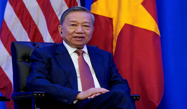 Pemilihan To Lam sebagai Presiden dipersetujui sebulat suara oleh Perhimpunan Kebangsaan