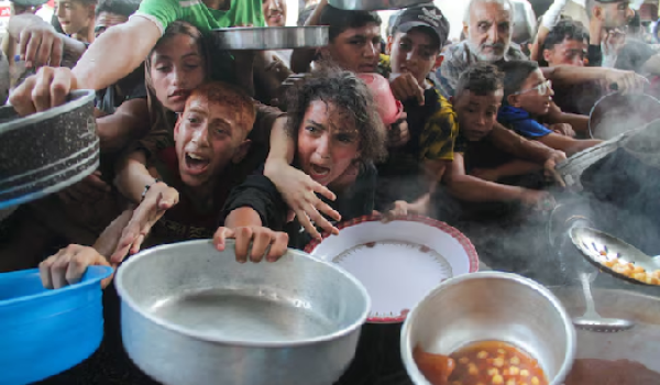 Bencana kemanusiaan semakin meruncing di Gaza. - Reuters
