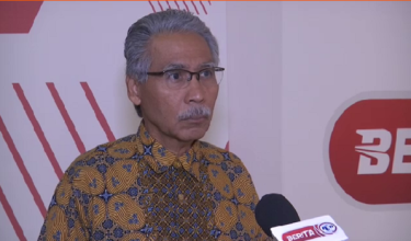 Pakar Geostrategi, Profesor Dr Azmi Hasan, ditemui pemberita selepas menjadi tetamu rancangan Selamat Pagi Malaysia di Angkasapuri, Kota Media.