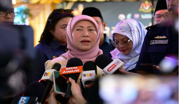 Menteri Pembangunan Wanita, Keluarga dan Masyarakat, Datuk Seri Nancy Shukri/ BERNAMA