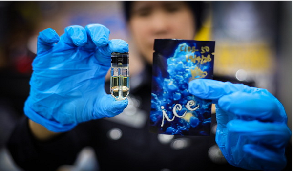 Remaja seawal 15 tahun dikesan ketagih vape /Foto BERNAMA