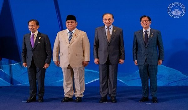 YAB Perdana Menteri, Dato' Seri Anwar Ibrahim semasa Sidang Kemuncak Khas Brunei-Indonesia-Malaysia. Philippines East ASEAN Growth Area (BIMP-EAGA) di Sidang Kemuncak ASEAN ke-48 di Cebu, Filipina. 7 Mei 2026. FATH RIZAL/Pejabat Perdana Menteri.

NO SALES; NO ARCHIVE; RESTRICTED TO EDITORIAL USE ONLY. NOTE TO EDITORS: This handout videos may only be used for editorial reporting purposes for the contemporaneous illustration of events, things or the people in the visual or facts mentioned in the caption. Reus