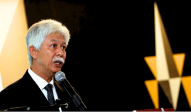 FOTO TAN SRI MOHD HASSAN MARICAN