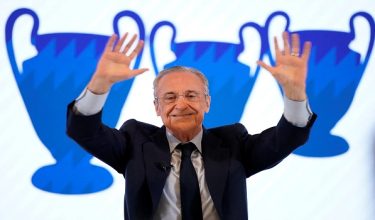 Soccer Football - Real Madrid Presidential Election - Eurobuilding Hotel, Madrid, Spain - June 8, 2026 Florentino Perez celebrates after he is re-elected as Real Madrid president.  REUTERS/Ana Beltran