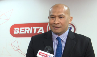 Dr. Mohd Afzanizam Abdul Rashid ditemui wartawan RTM selepas selepas menjadi tetamu rancangan Biz Malaysia