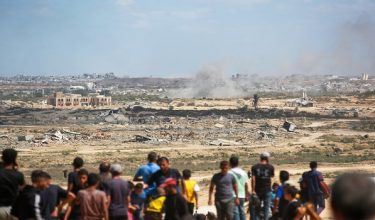 Rakyat Palestin melihat kekejaman tentera Israel/AFP