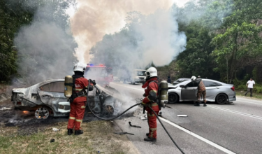 0810 PRK MAUT KERETA TERBAKAR