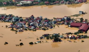 Banjir di kawasan That Khe, Vietnam/AFP