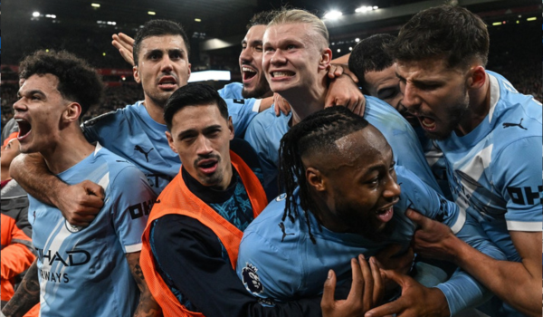 Manchester City raikan kemenangan selepas menewaskan Liverpool 2-1 di Anfield/ AFP