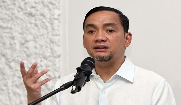 Menteri Besar Johor Datuk Onn Hafiz Ghazi