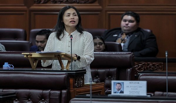 KUALA LUMPUR, 3 Mac -- Timbalan Menteri Komunikasi Teo Nie Ching ketika sesi menggulung perbahasan Usul Menjunjung Kasih Titah Diraja Mesyuarat Pertama Penggal Kelima Majlis Parlimen kelima Belas Dewan Negara di Parlimen Malaysia hari ini.

-- fotoBERNAMA (2026) HAK CIPTA TERPELIHARA