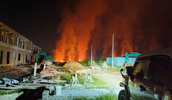 Beberapa kawasan di Sarawak mengalami kebakaran yang