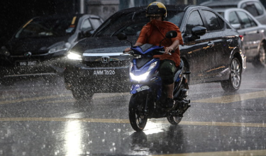 0905 NSL MET HUJAN RIBUT PETIR
