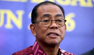 Datuk Seri Mohamed Khaled Nordin/ BERNAMA