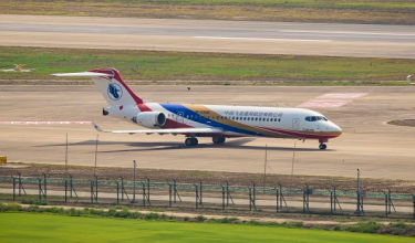 Pesawat penyelamat perubatan C909 China mampu membawa muatan maksimum 10 tan, dengan jarak penerbangan 3,700 kilometer, serta boleh beroperasi dari lapangan terbang beraltitud tinggi