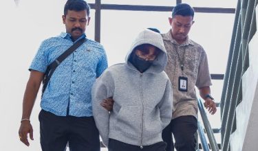 Seorang penuntut universiti awam didenda RM10,000 oleh Mahkamah Sesyen di sini hari ini selepas mengaku menjual kandungan lucah untuk tujuan komersial, tahun lepas/Foto BERNAMA