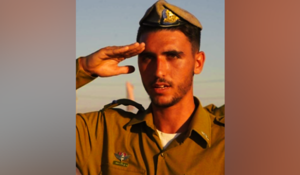 Eliav Haim Tzapalamus, 21
