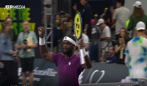 1002 tenis dallas