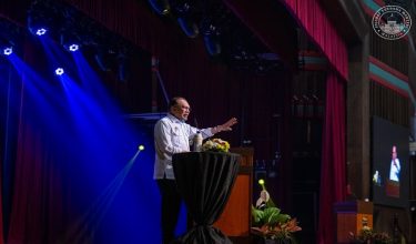 YAB Perdana Menteri, Dato' Seri Anwar Ibrahim semasa Majlis Ramah Mesra bersama Mahasiswa India di Universiti Malaya, Kuala Lumpur. 10 Mei 2026. AMIR IRSYAD/Pejabat Perdana Menteri.

NO SALES; NO ARCHIVE; RESTRICTED TO EDITORIAL USE ONLY. NOTE TO EDITORS: This handout photos may only be used for editorial reporting purposes for the contemporaneous illustration of events, things or the people in the image or facts mentioned in the caption. Reuse of the pictures may require further permission. MANDATORY CREDI